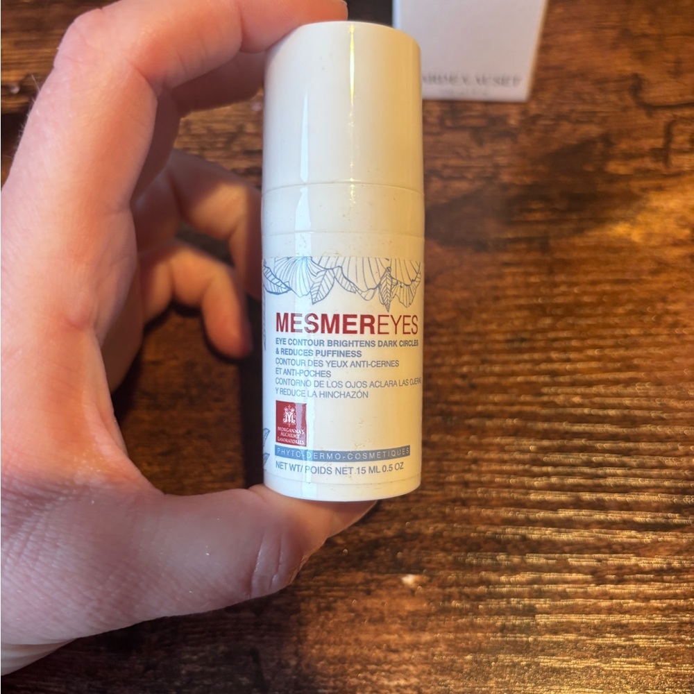 NWT Face Skincare Bundle - Picture 8 of 9